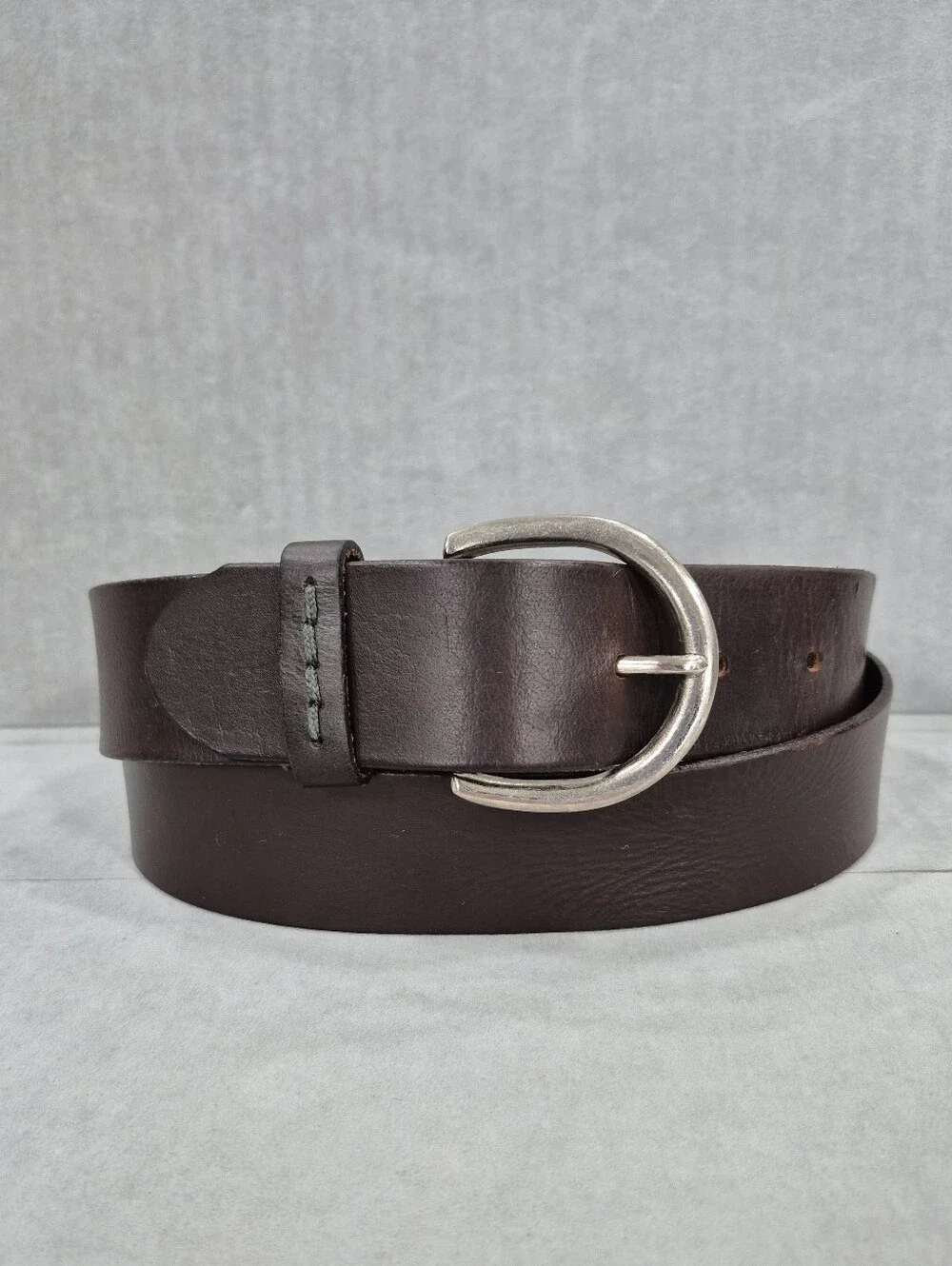 Aeropostale belt women's large brown leather brushed silver rounded buckle